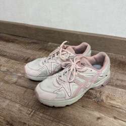 Кроссовки asics женские