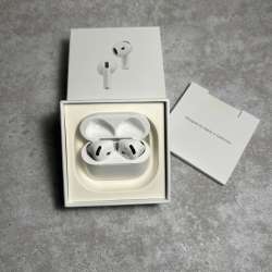 AirPods 4