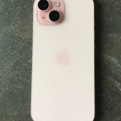 iPhone 15 128