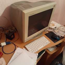 Ретро-монитор ЭЛТ 17 LG Flatron F700B