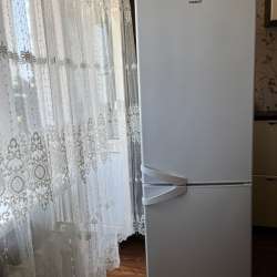 Продается холодильник Indesit