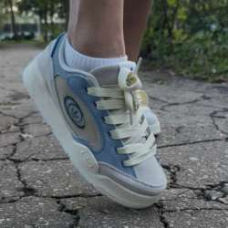 Adidas andi2000