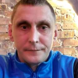 Sasha, 40 лет, хочет пообщаться