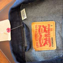 Продам куртку Levi’s в Ростове-на-Дону фото 5