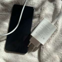 Vivi v 50 lite