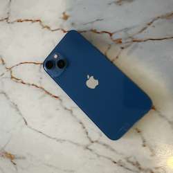 iPhone 13 128гб eSIM в Москве