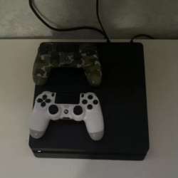Продаю Sony PlayStation 4 slim 1TB в Сургуте фото 10