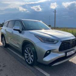 Toyota Highlander 2021г. в Москве фото 11