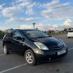 Toyota Prius в Новосибирске фото 5