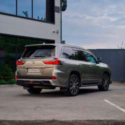 Продам Lexus LX570 в Уссурийске фото 5