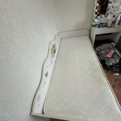 Продам кровать