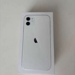 iPhone 11,белый,б/у в упаковке в Геленджике фото 4