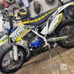 Avantis FX-250LUX