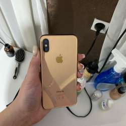 iPhone XS