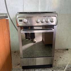 Газовая плита и духовой шкаф