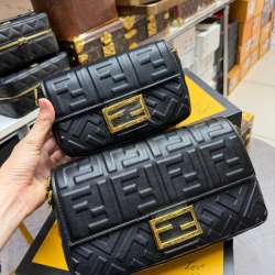 Сумка Fendi