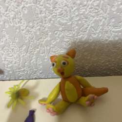 Кот из пластилина маленький