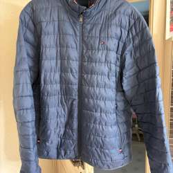Продается куртка  Tommy Hilfiger