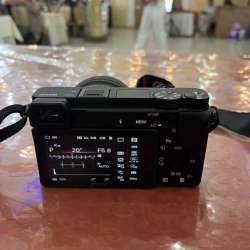 Sony alpha 6400 с объективом в Саратове фото 3