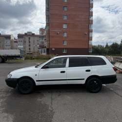 Toyota caldina в Уссурийске фото 8