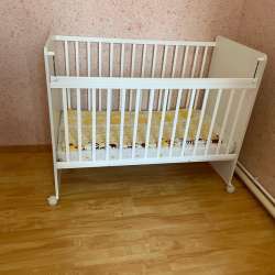 Кроватка детская