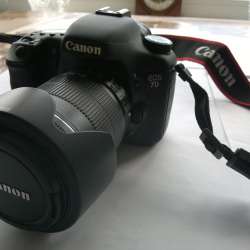 Sell camera Ganon 7D EF - S18 -135- IS kit