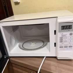 Продам микроволновую печь в Пензе