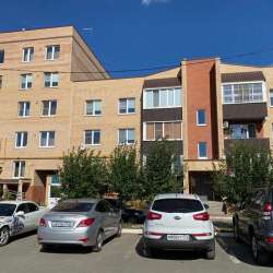 4-к квартира, 110 м2, 3/3 эт в Еманжелинске