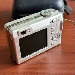 Фотоаппарат Sony Cuber shot DSC-W7