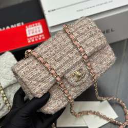 Сумка Chanel в Москве