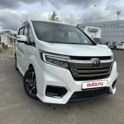 Honda Stepwgn в Краснодаре фото 8