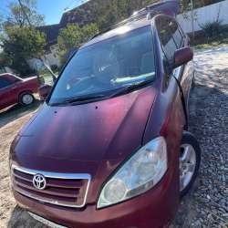 Toyota Ipsum