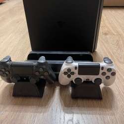 Игровая приставка PS 4 slim