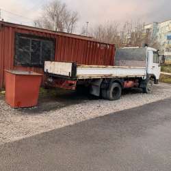 Продам грузовик. Требует немного внимания.