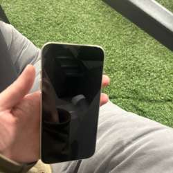 Продается iPhone 14 на 128 ГБ в Якутске фото 4