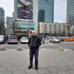 Aleks, 70 лет, хочет пообщаться