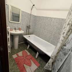 Сдаю 2 комнатную квартиру фото 16