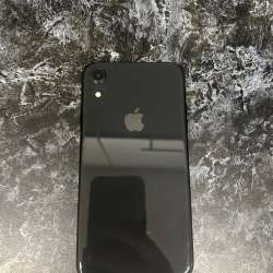 Продам отличный IPhone XR