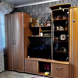 Продается стенка в гостиную