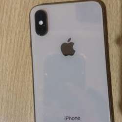 Продам айфон xs