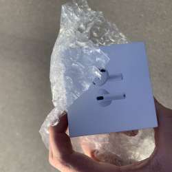 Air pods 5 новые не вскрытые