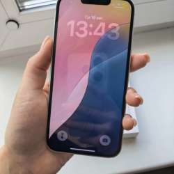 iPhone 13