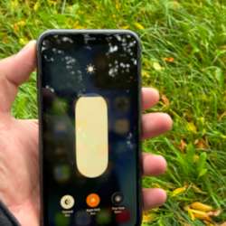 iPhone 11 64gb black в Гатчине фото 3