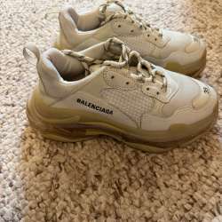 Кроссовки BALENCIAGA triple s в Находке фото 7
