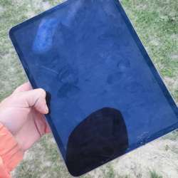 Продам iPad pro 64 gb