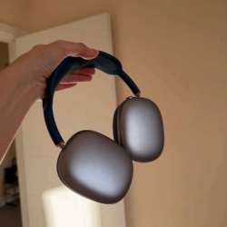 Air pods max в Путилково