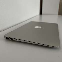MacBook Air 11 2010 фото 9