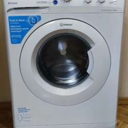 Стиральная машинка Indesit б/у