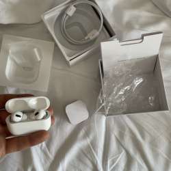 Продам AirPods Pro