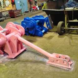 Крашер для экскаватора в Дзержинском